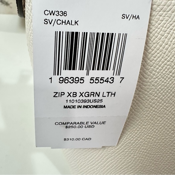 Coach CW336 Zip Top Crossbody Crossgrain Leather Small Handbag in Chalk & Silver - Picture 10 of 12